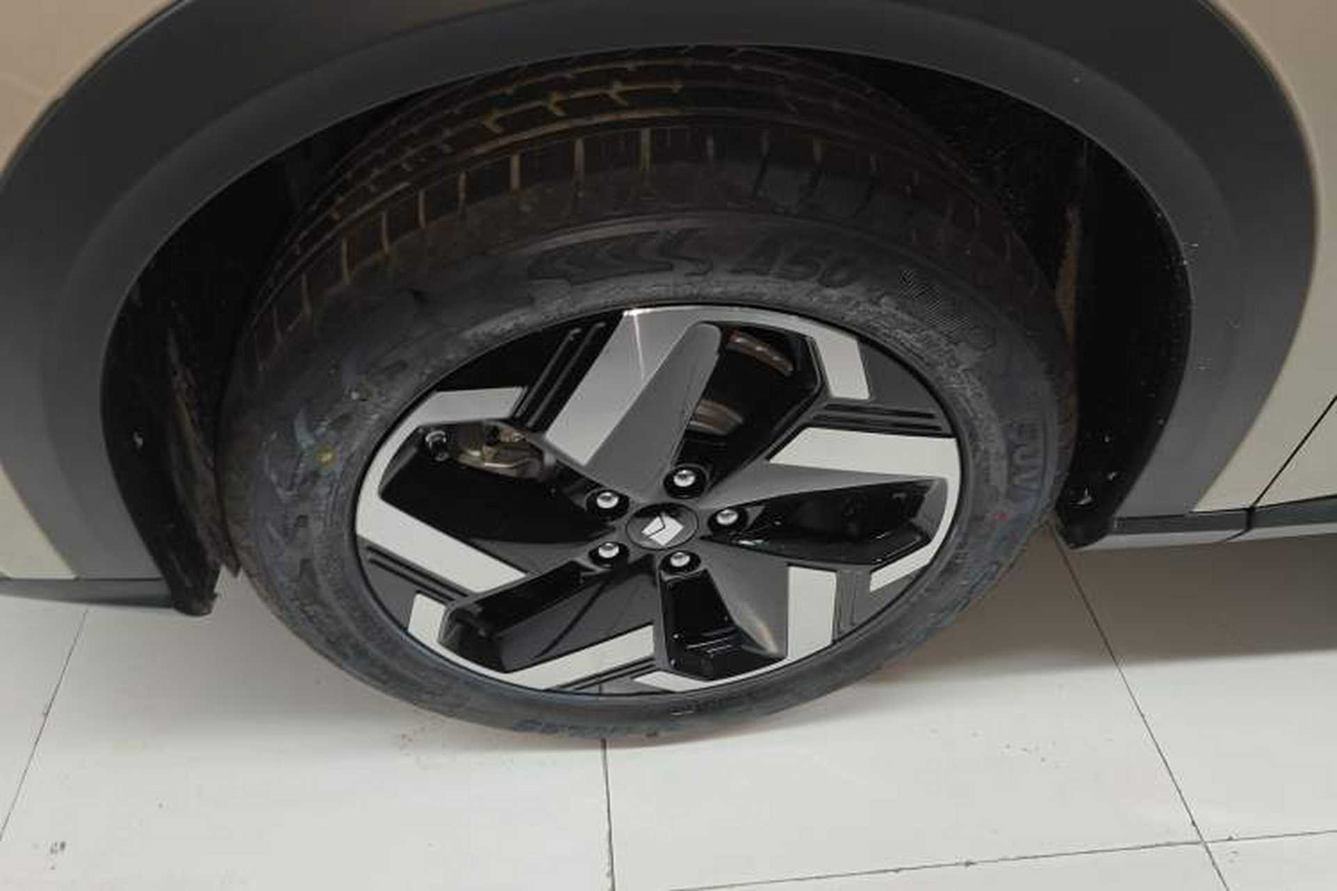 Used Baojun Yunhai 2026 Model 500km Pure Electric Standard Edition Exterior 4