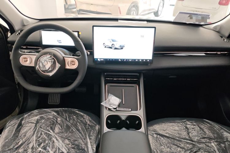 Used Baojun Yunhai 2026 Model 600km Pure Electric Standard Edition Interior 2