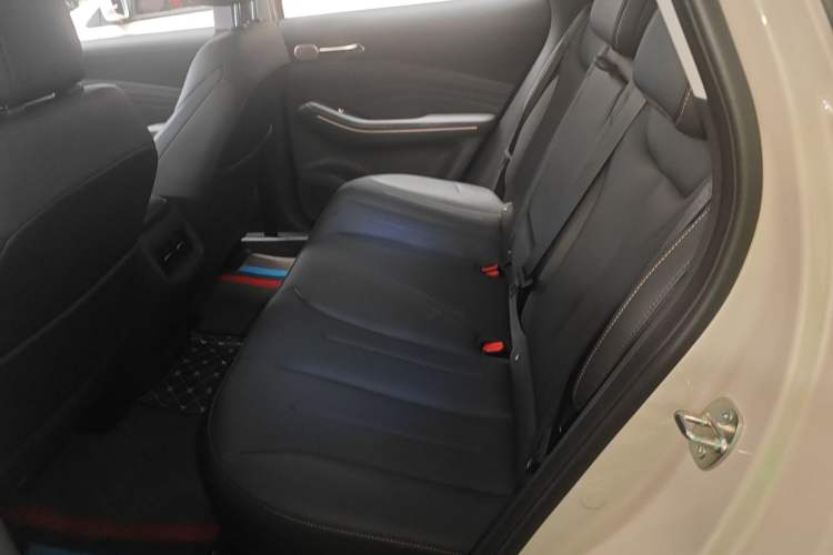 Used Baojun Yunhai 2026 Model 500km Pure Electric Standard Edition Left Rear Seat