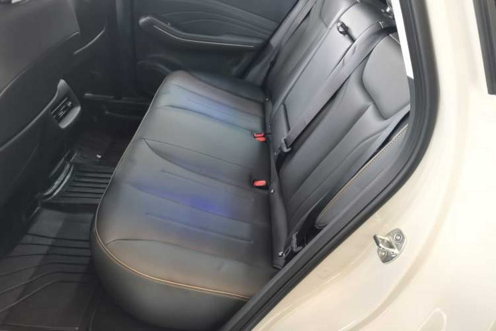 Used Baojun Yunhai 2026 Model 500km Pure Electric Standard Edition Left Rear Seat