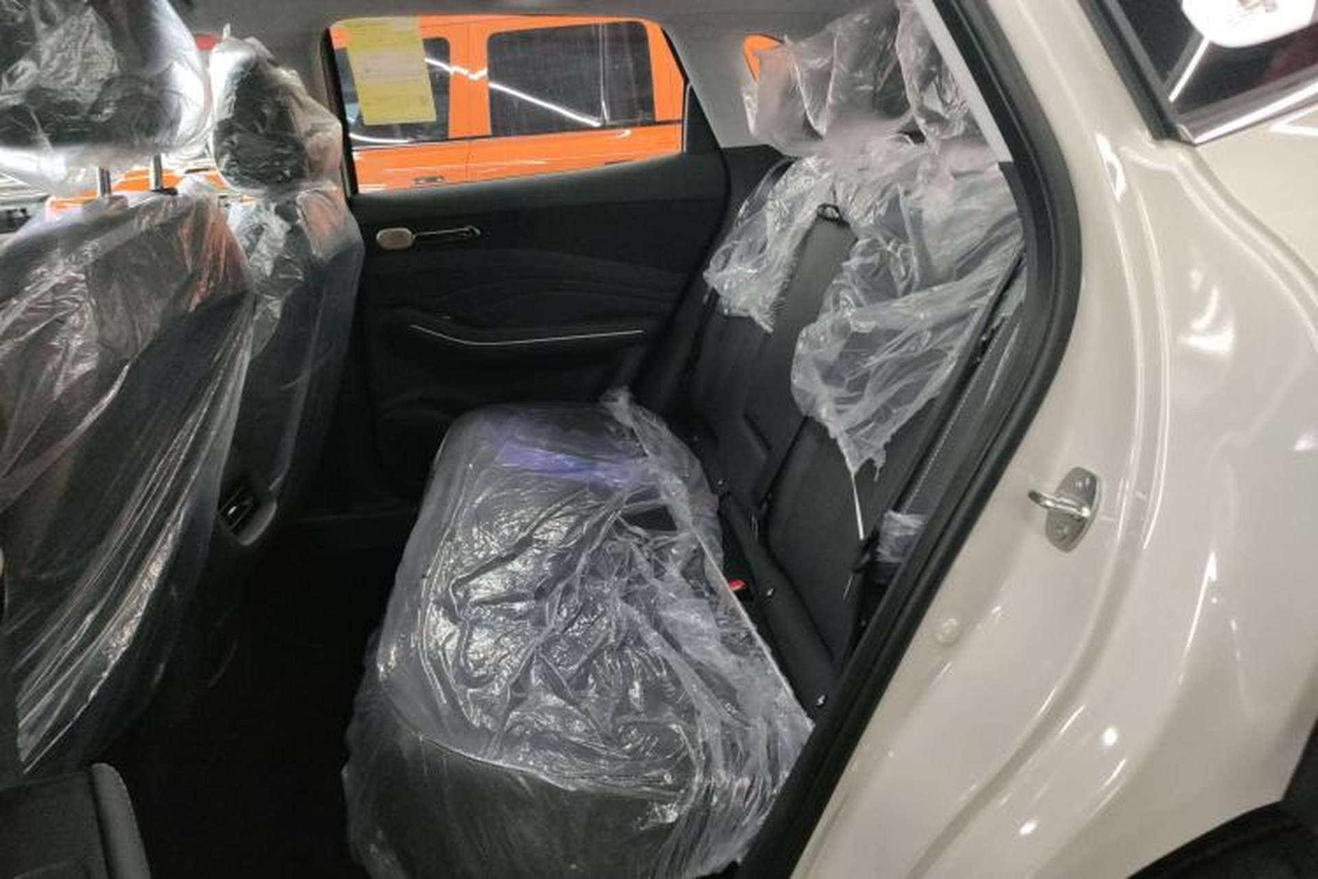 Used Baojun Yunhai 2026 Model 500km Pure Electric Standard Edition Left Rear Seat