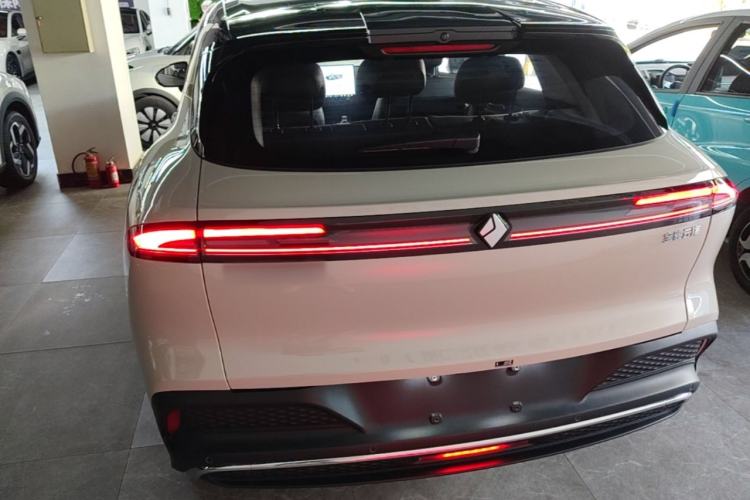 Used Baojun Yunhai 2026 Model 140km Plug-in Hybrid Standard Edition Rear