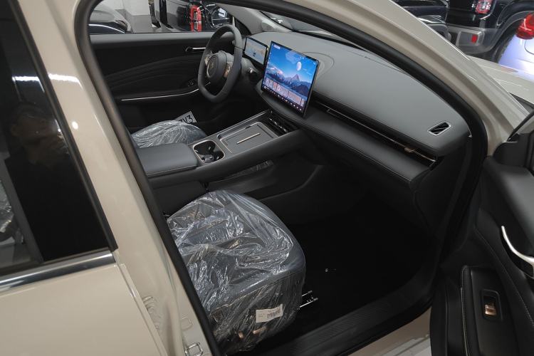 Used Baojun Yunhai 2026 Model 500km Pure Electric Standard Edition Right Front Seat