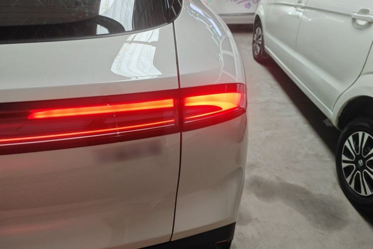 Used Baojun Yunhai 2026 Model 500km Pure Electric Standard Edition Right Rear Taillight