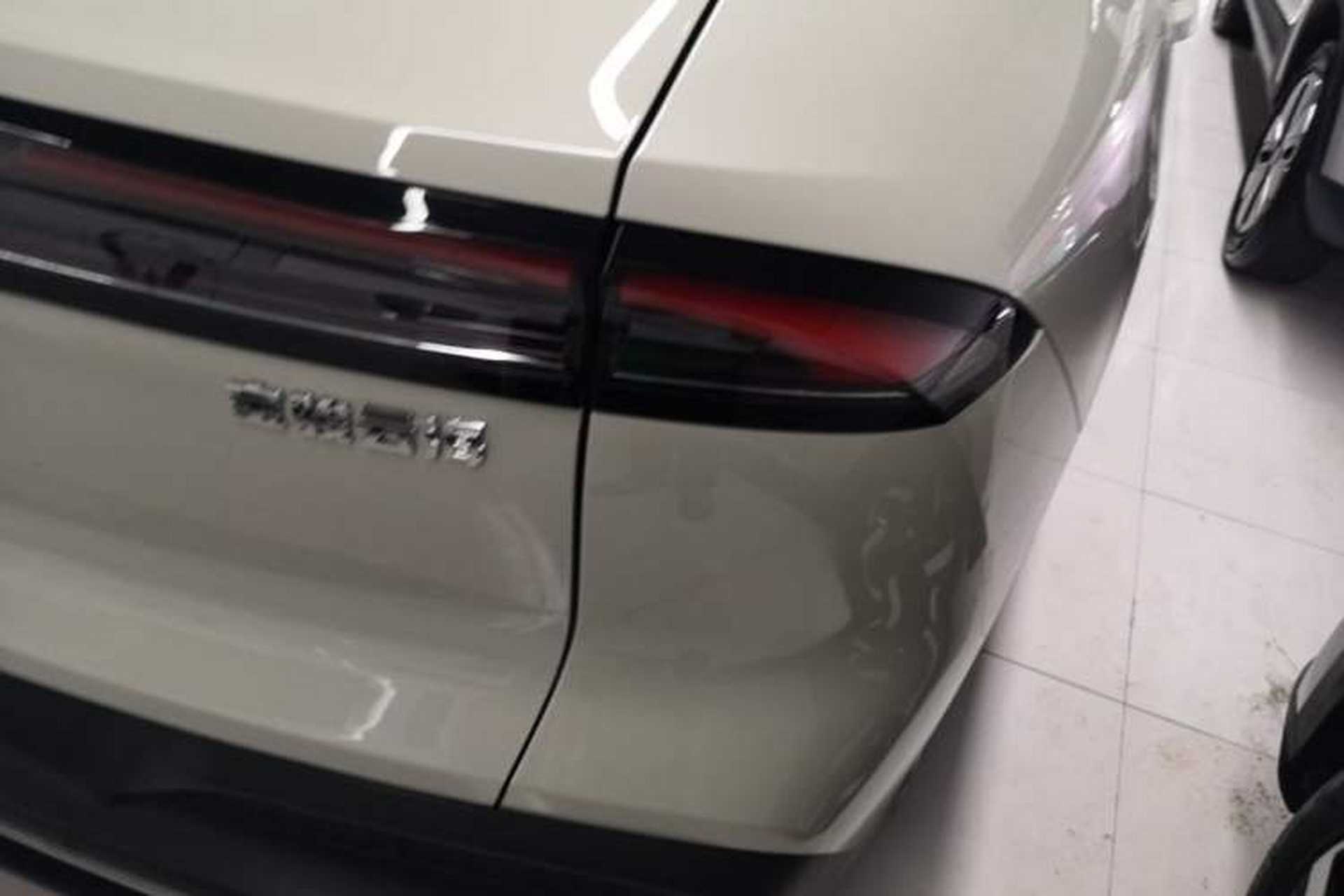 Used Baojun Yunhai 2026 Model 140km Plug-in Hybrid Standard Edition Right Rear Taillight