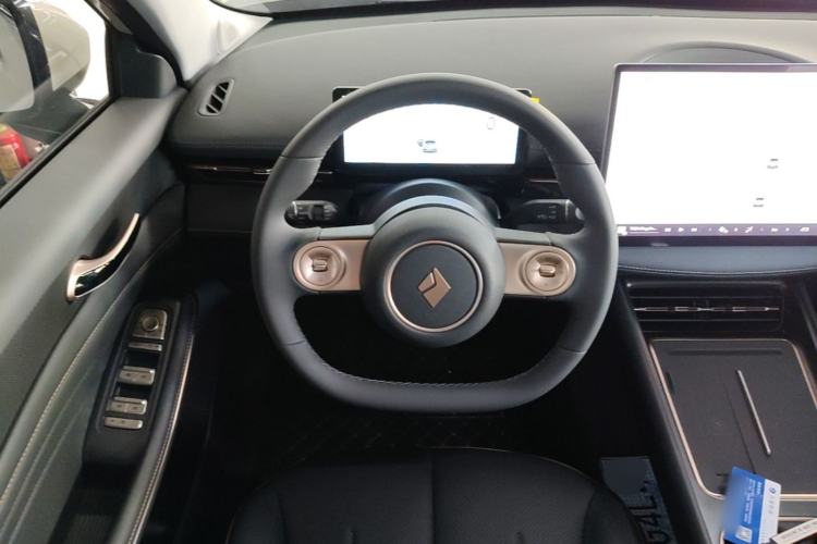 Used Baojun Yunhai 2026 Model 140km Plug-in Hybrid Standard Edition Steering Wheel