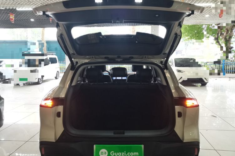 Used Baojun Yunhai 2026 Model 500km Pure Electric Standard Edition Trunk