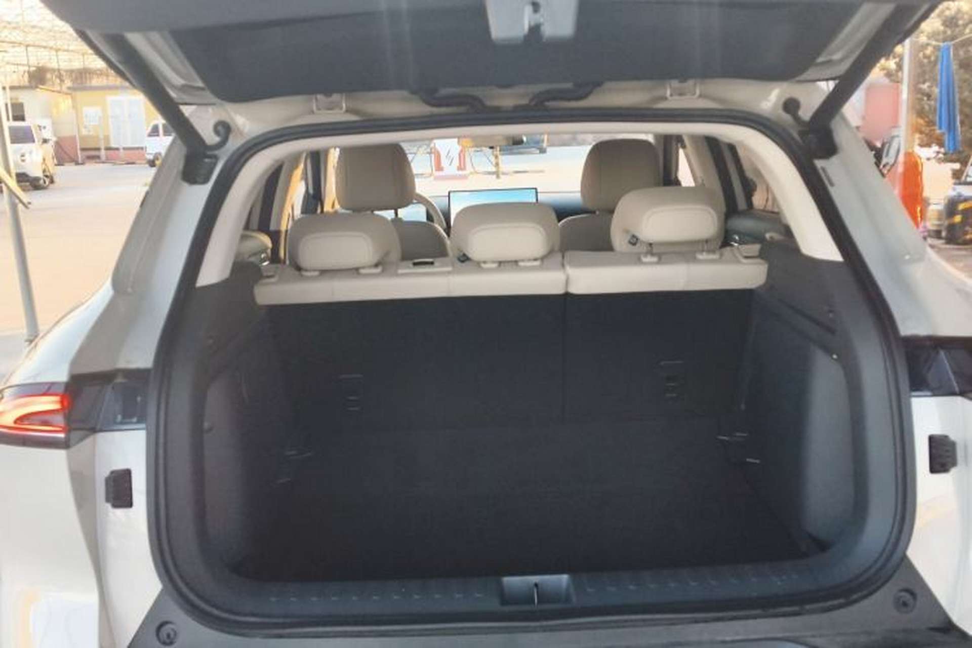 Used Baojun Yunhai 2026 Model 500km Pure Electric Standard Edition Trunk