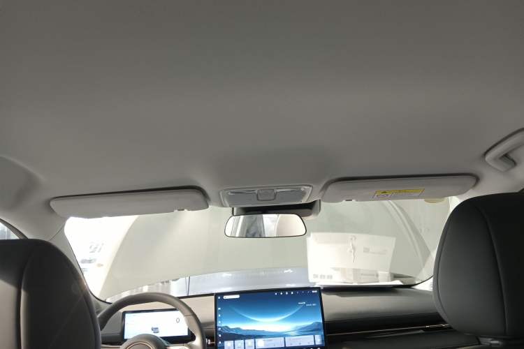 Used Baojun Yunhai 2026 Model 500km Pure Electric Standard Edition Headliner