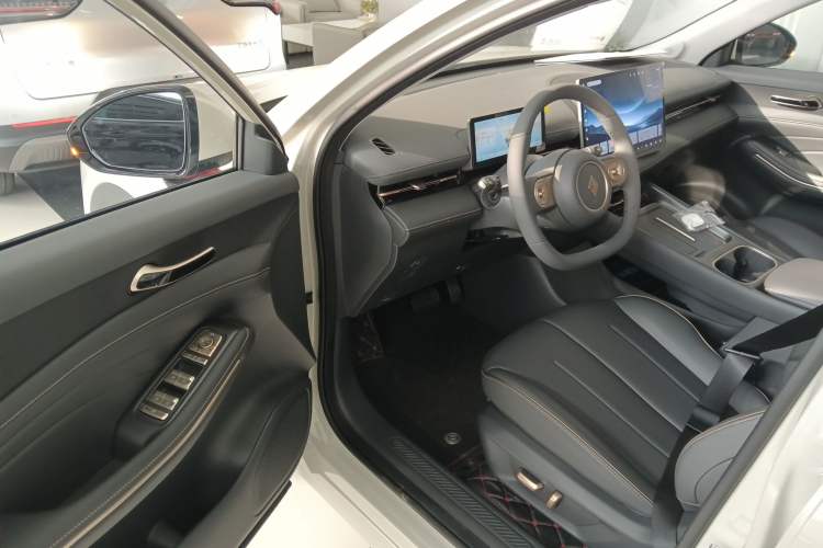Used Baojun Yunhai 2026 Model 500km Pure Electric Standard Edition Interior 3