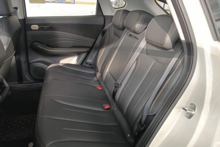 Used Baojun Yunhai 2026 Model 500km Pure Electric Standard Edition Interior 4