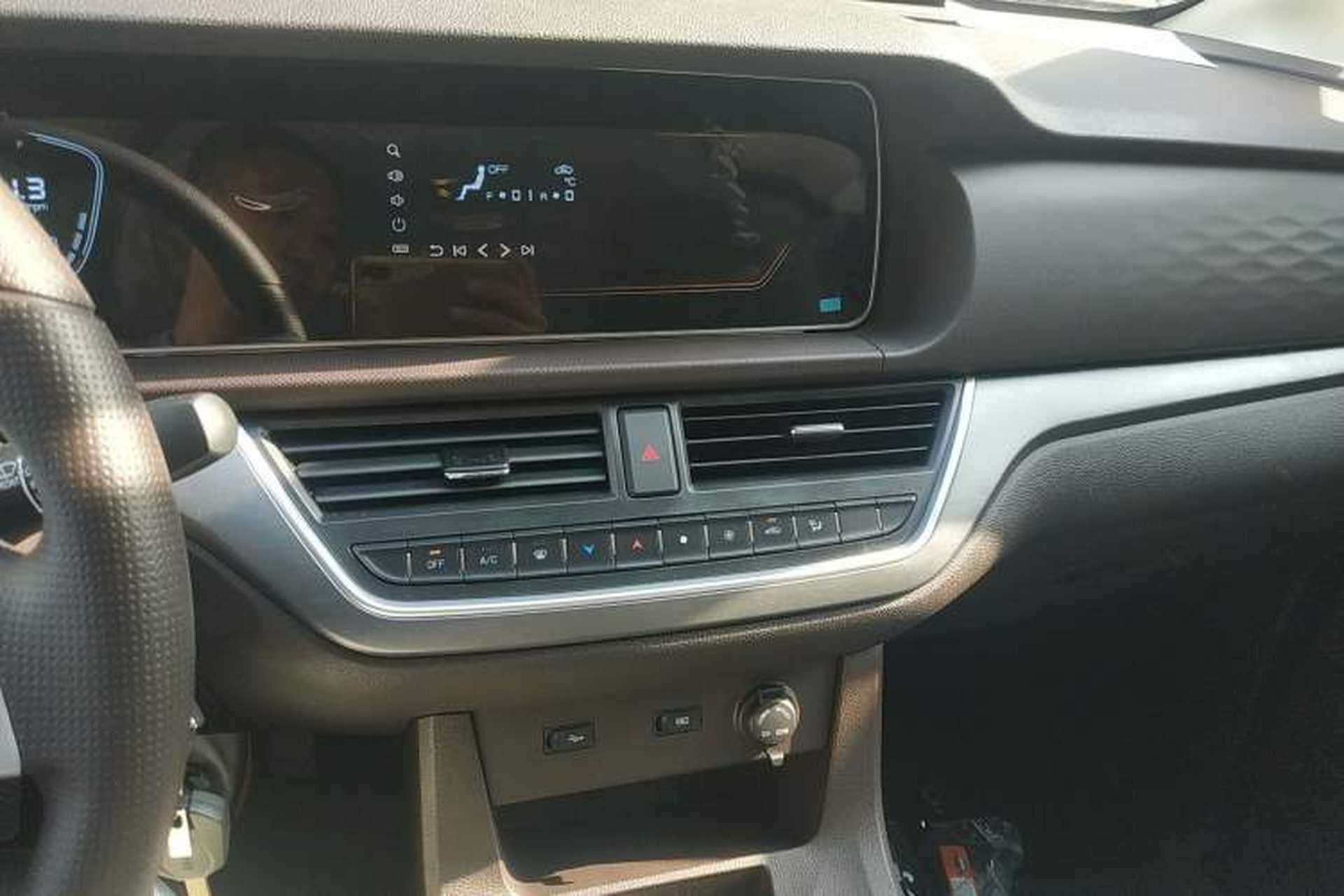 Used BAW 2023 2.0L Long Wheelbase Entrepreneur Edition 2 Seats Audio And AC Panel
