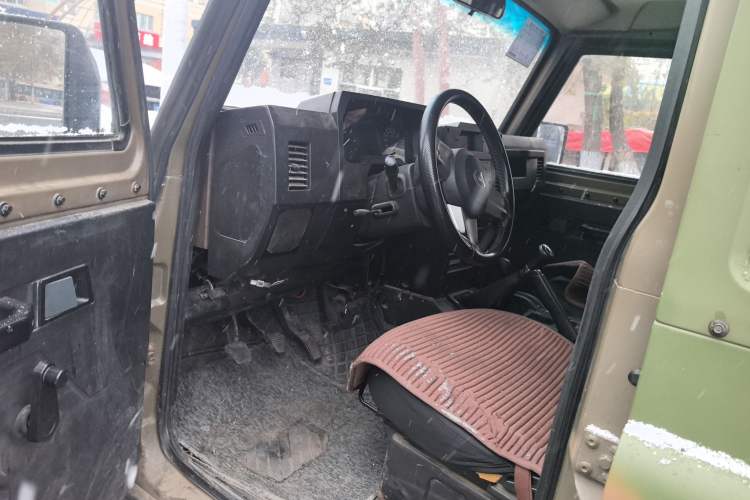 Used BAW 212 Classic 2020 1.5T square door hardtop Driver Seat