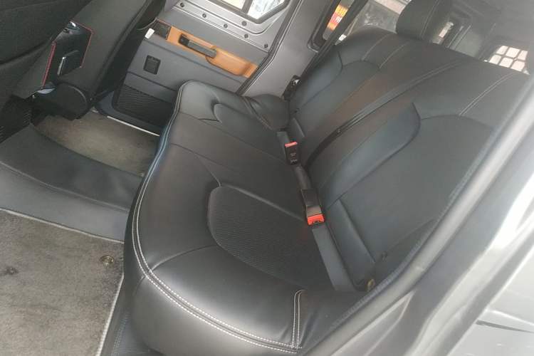 Used BAW 212 Classic 2023 Sniper 2.4T Manual Light-duty Model Left Rear Seat