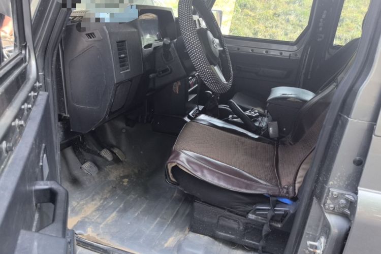 Used BAW 212 Classic 2020 2.4T square door hardtop Driver Seat