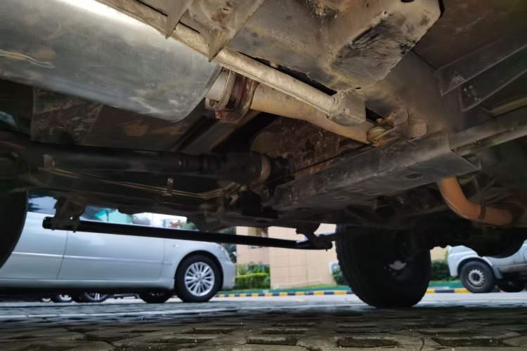 Used BAW 212 Classic 2014 2.0L four-wheel drive standard version Chassis Rear Right