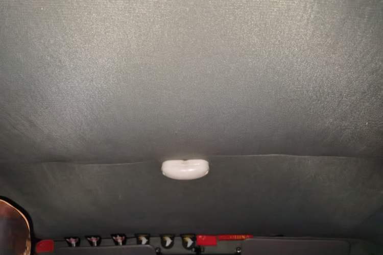 Used BAW 212 Classic 2014 2.0L four-wheel drive standard version Headliner