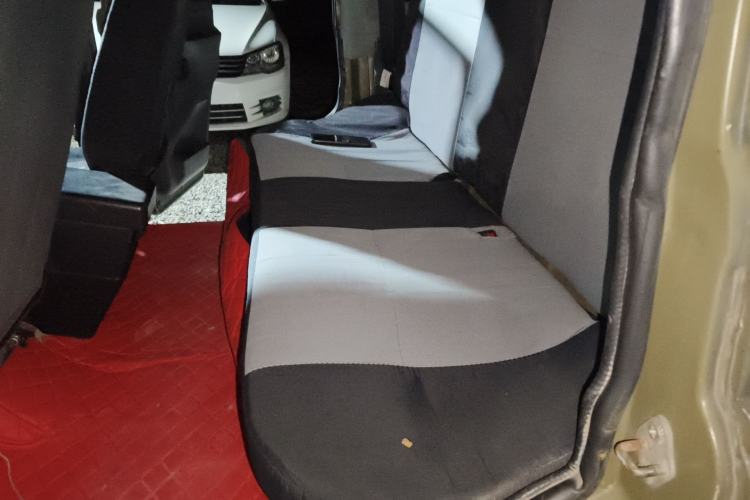 Used BAW 212 Classic 2014 2.0L four-wheel drive standard version Left Rear Seat