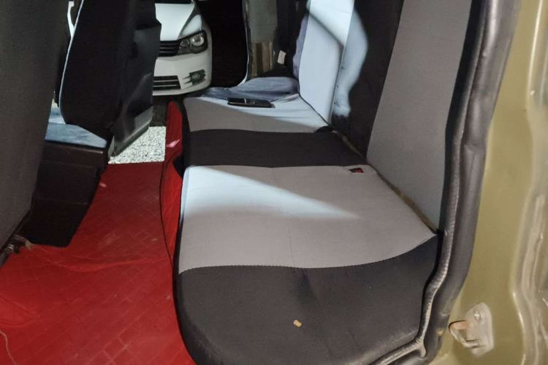 Used BAW 212 Classic 2014 2.0L four-wheel drive standard version Left Rear Seat