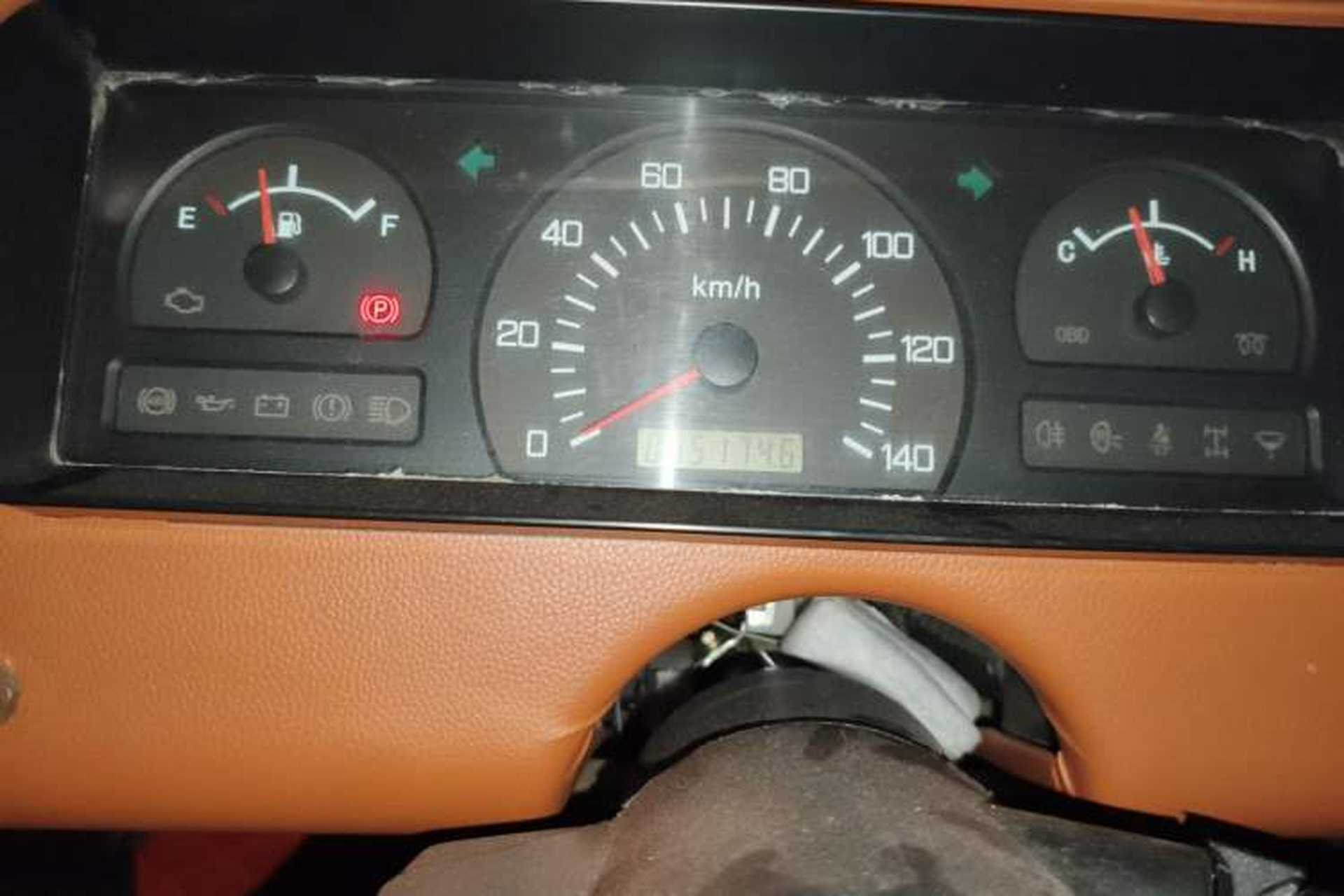 Used BAW 212 Classic 2014 2.0L four-wheel drive standard version Odometer Close Up