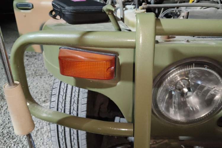 Used BAW 212 Classic 2014 2.0L four-wheel drive standard version Right Front Headlight