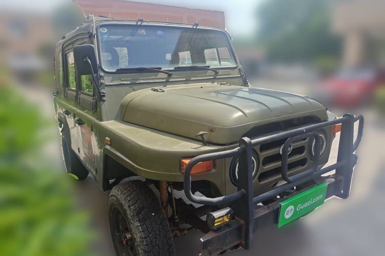 Used BAW 212 Classic 2016 2.0L Triangular Door Four-Wheel Drive Luxury Version China IV Emission Standard Front Right 45 Deg