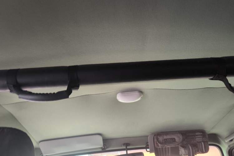 Used BAW 212 Classic 2016 2.0L Van Four-wheel Drive Luxury Version China IV Headliner