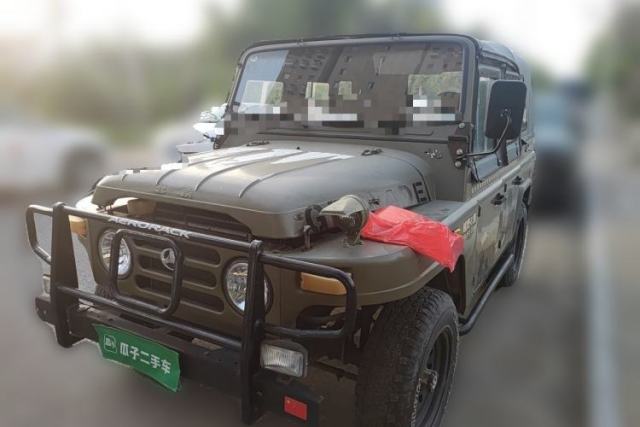 Used BAW 212 Classic 2016 2.0L Triangular Door Four-Wheel Drive Luxury Version China V
