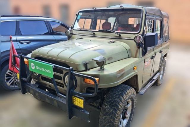 Used BAW 212 Classic 2016 2.0L Triangular Door Four-Wheel Drive Luxury Version China V