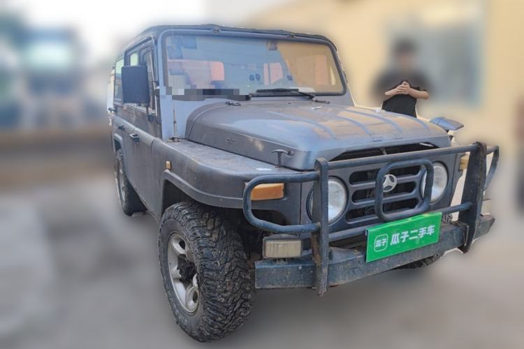 Used BAW 212 Classic 2016 2.0L Van Four-wheel Drive Luxury Version China IV Front Right 45 Deg