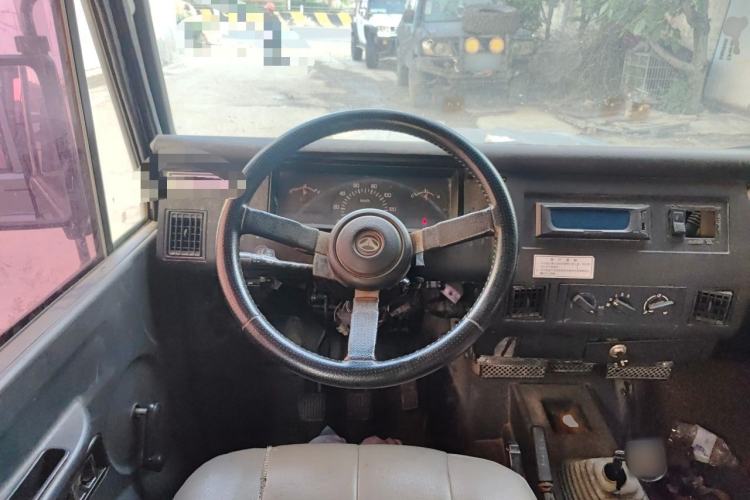 Used BAW 212 Classic 2016 2.0L Van Four-wheel Drive Luxury Version China IV Steering Wheel