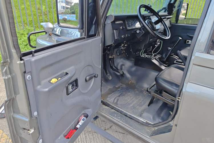 Used BAW 212 Classic  Driver Seat