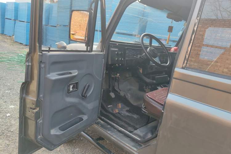 Used BAW 212 Classic 2018 2.0L standard door Driver Seat