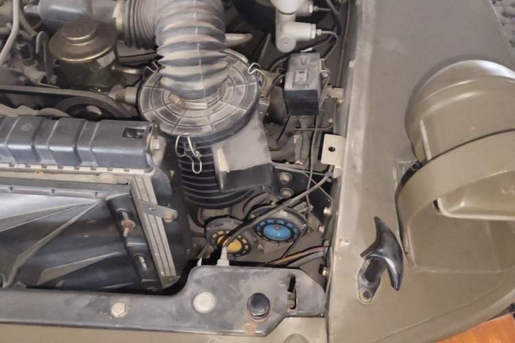 Used BAW 212 Classic 2018 2.0L triangular door Engine Bay Left