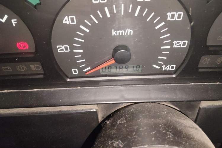 Used BAW 212 Classic 2018 2.0L triangular door Odometer Close Up