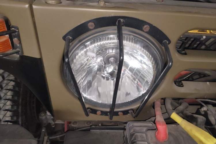 Used BAW 212 Classic 2018 2.0L triangular door Right Front Headlight