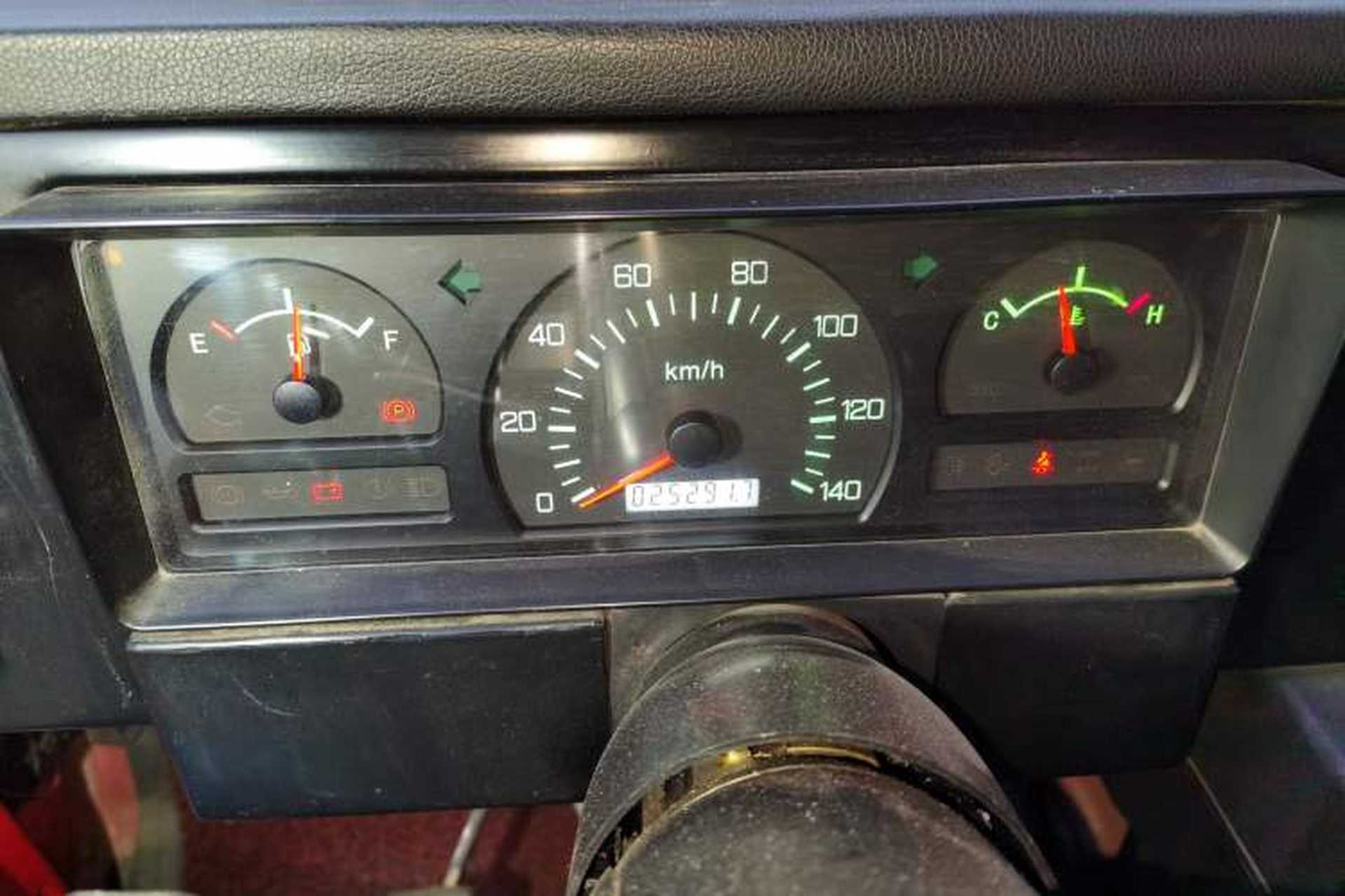 Used BAW 212 Classic 2018 2.0L triangular door Instrument Cluster