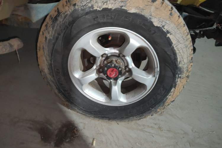 Used BAW 212 Classic 2018 2.0L standard door Right Front Wheel Hub