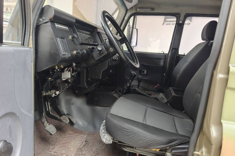Used BAW 212 Classic 2019 1.5T standard door China V Interior 8