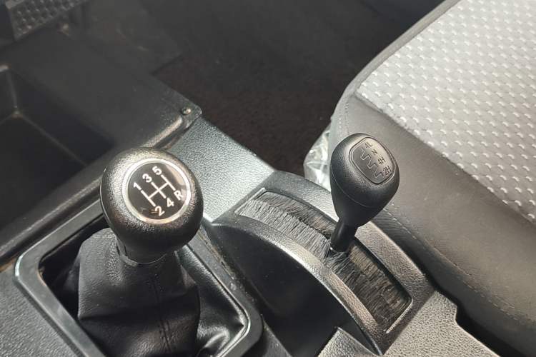 Used BAW 212 Classic 2019 1.5T standard door China V Interior 9