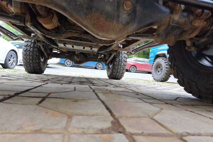 Used BAW 212 Classic  Chassis Front