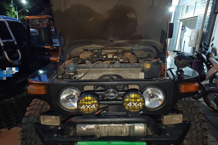 Used BAW 212 Classic  Engine Bay