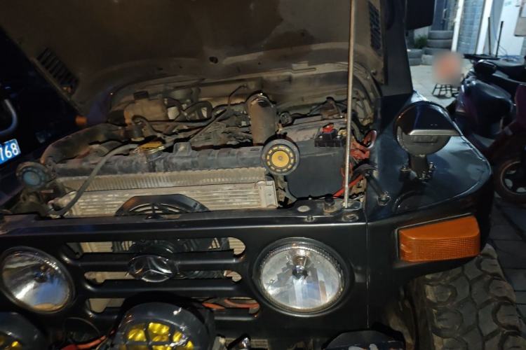 Used BAW 212 Classic  Engine Bay Left