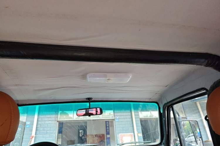 Used BAW 212 Classic  Headliner