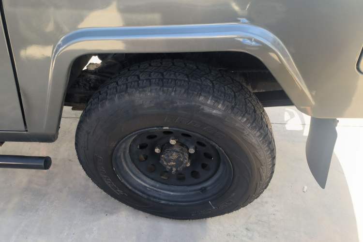 Used BAW 212 Classic 2019 1.5T triangular door China VI Left Rear Wheel Hub