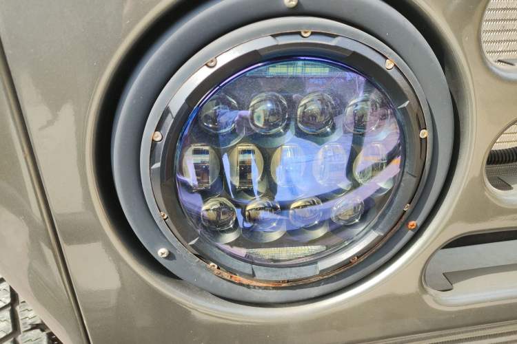 Used BAW 212 Classic 2019 1.5T triangular door China VI Right Front Headlight