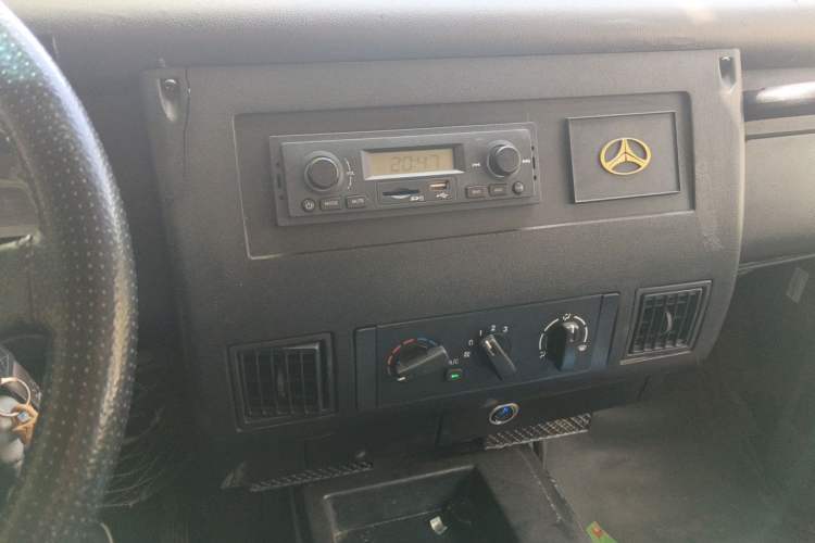 Used BAW 212 Classic 2019 1.5T standard door China V Audio And AC Panel