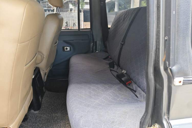 Used BAW 212 Classic 2019 1.5T Van China VI Left Rear Seat