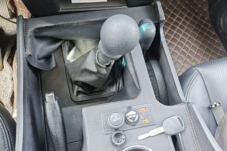 Used BAW 212 Classic 2020 2.4T square door hardtop Gear Lever