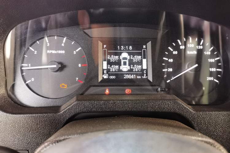 Used BAW 212 Classic 2020 2.4T square door hardtop Odometer Close Up